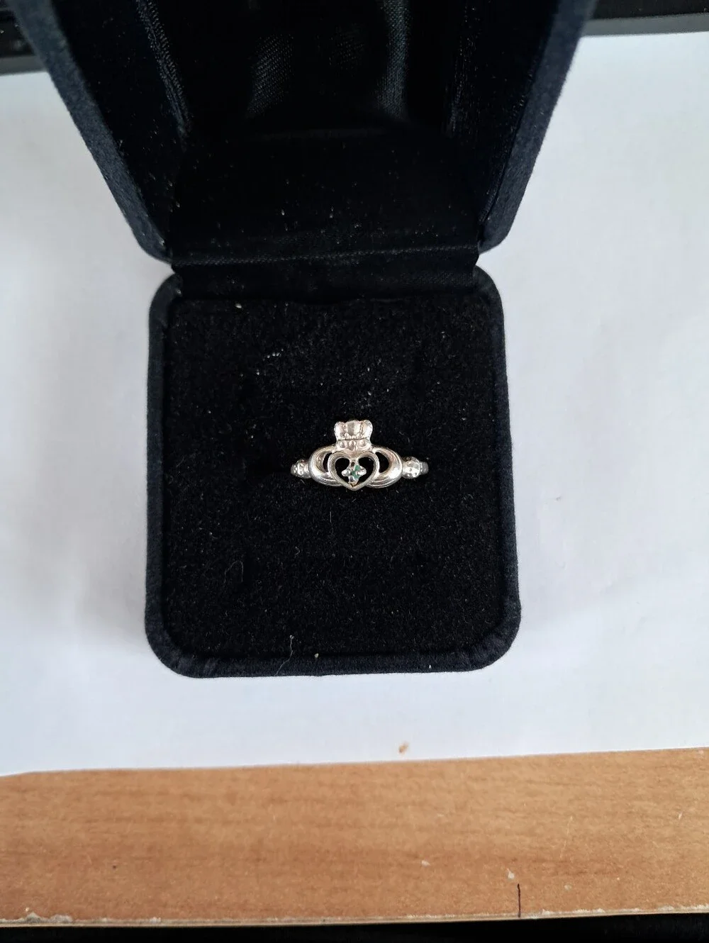 N/A vintage emerald